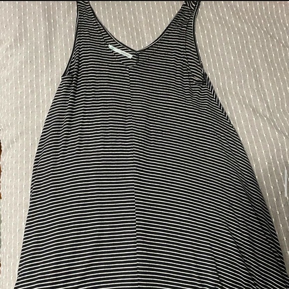 tanks, jackets, dresses - Picture 8 of 10